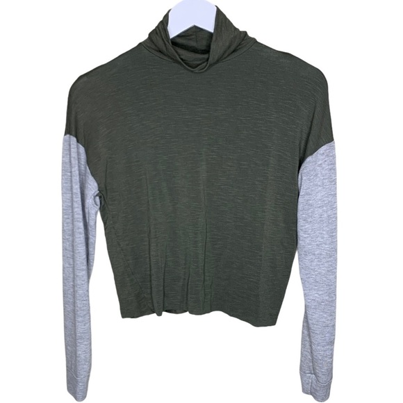 ANTISTAR Colourblock Mockneck/Turtleneck Top With Long Sleeves Olive Green Small - Picture 1 of 5